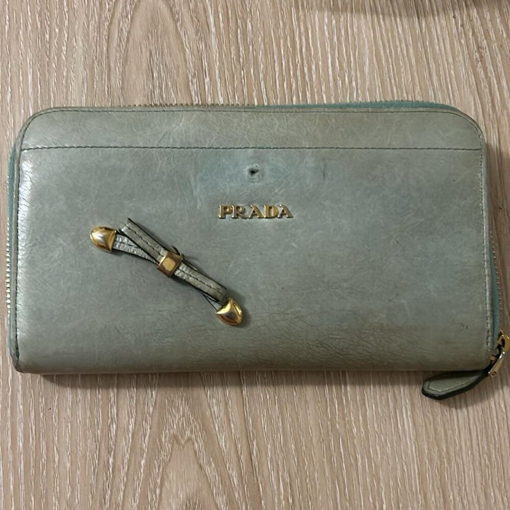 PRADA BLUE ACCORDION WALLET - Picture 2 of 5